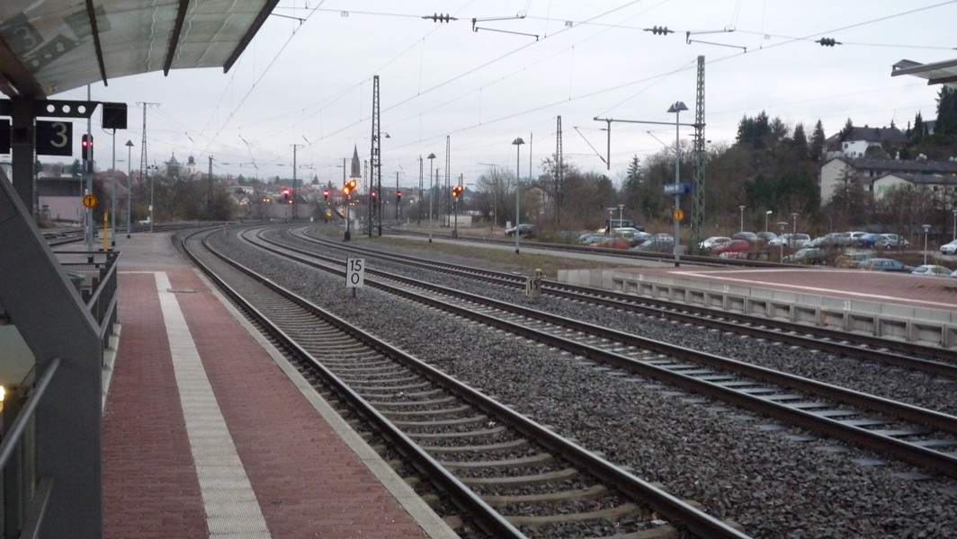 Da die Karlsruher Verkehrsbetriebe Fahrzeugmangel haben, haben sie sich